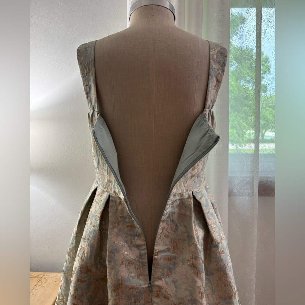 By Camilla Limited EditionGeorgina Dress, Large, EUC, Blue, Cream, Gold Metallic - Picture 8 of 16